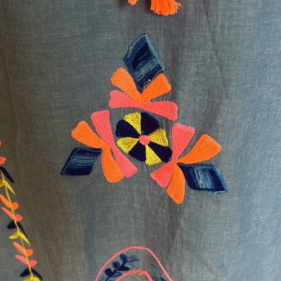 Beautiful dress by LulaLife from Sundance - Picture 3 of 4